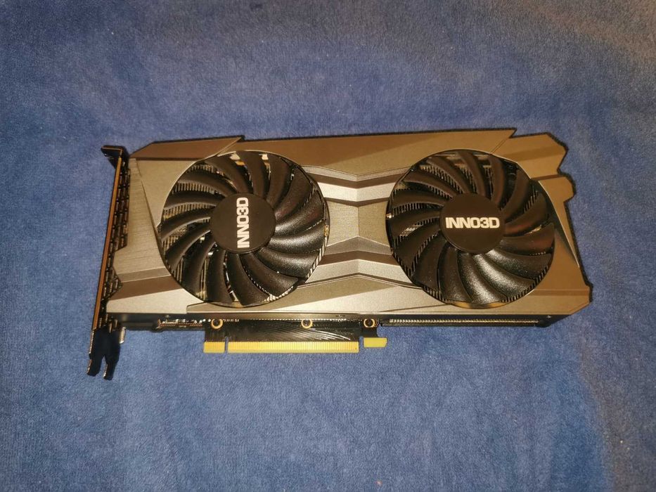 Placă video RTX 3050 Inno3D