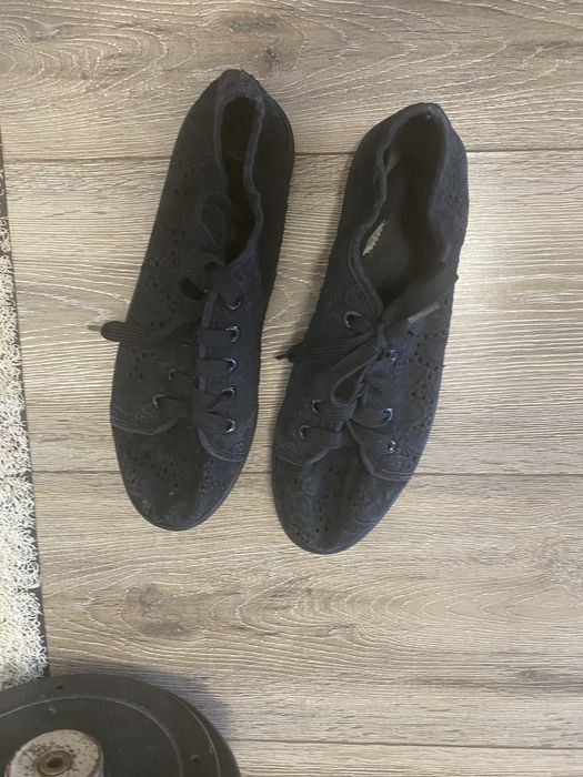 Продам женские кеды