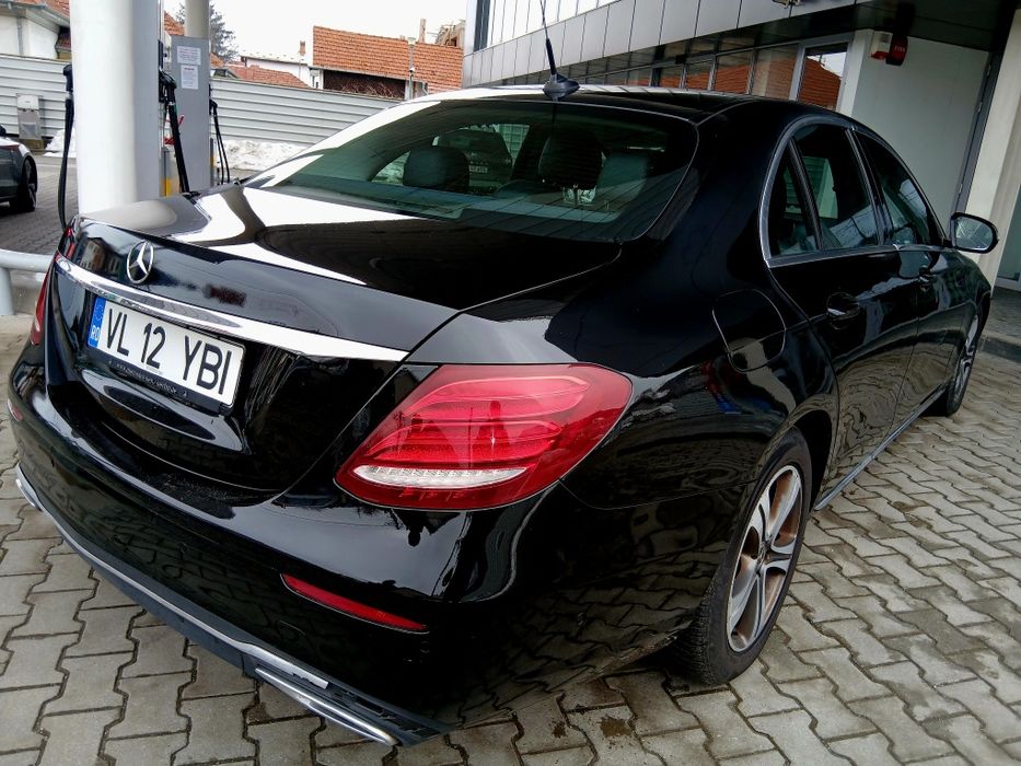 Mercedes-Benz E220 2020 AMG 4MATIC Impecabil