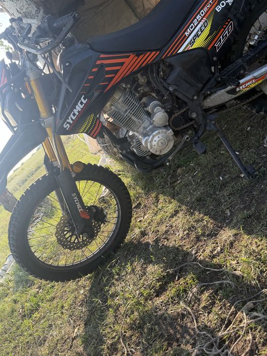Продам мотоцыкл 250 куб