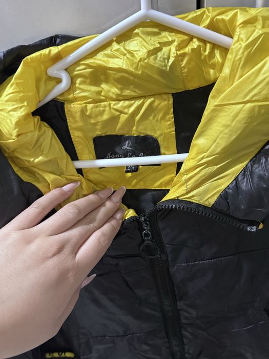 Срочно продам демисезон куртку