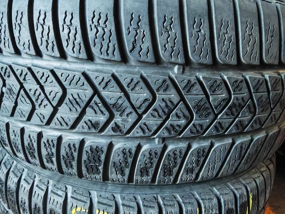 225 50 17 зимни гуми 225/50R17