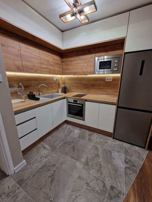 Дава се под наем Двустаен апартамент в Варна, Гръцка махала - 63 кв.м за 650 € - Снимка #4