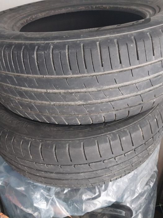 Продам летнию резину.