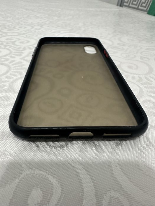 Продам чехол и защитные стекла