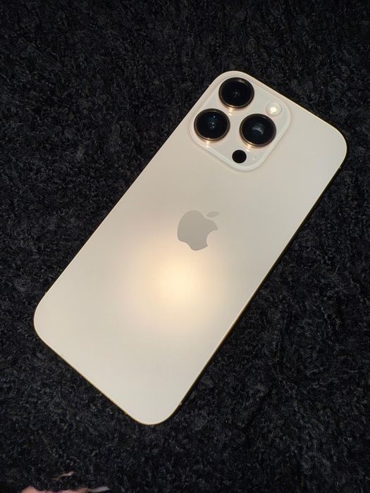 Iphone 16 PRO rose titanium
