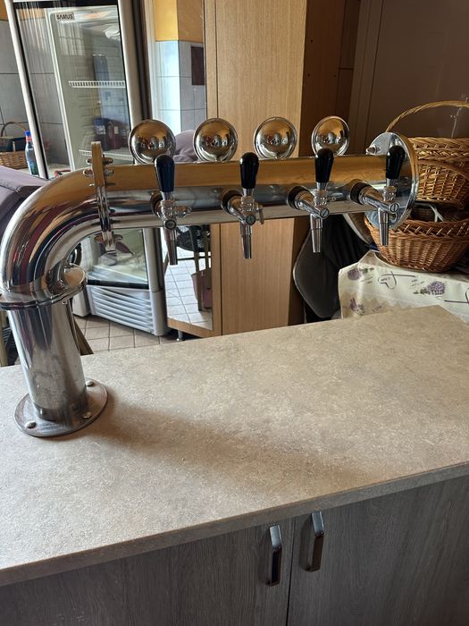 Coloana dozator cu 4 capete