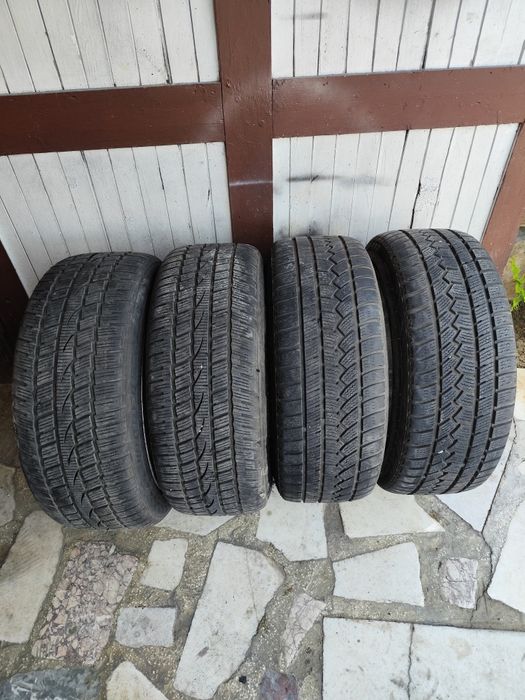 Зимни гуми 215 45 17 4бр