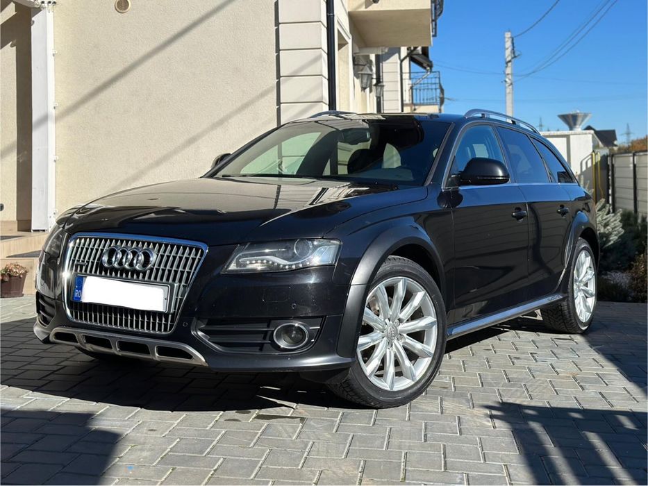 Audi A4 B8 2.0 Tdi Allroad / BiXenon /Led / Quattro