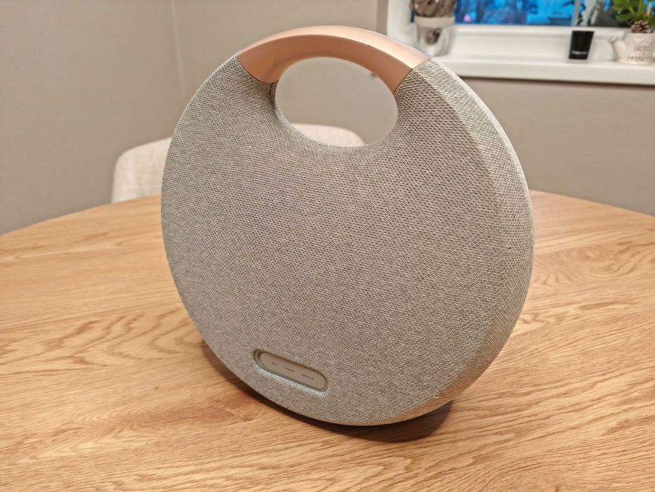 Harman Kardon Onyx Studio 6