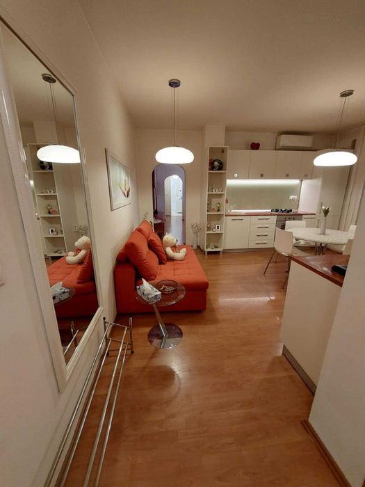 Apartament 68 mp utili