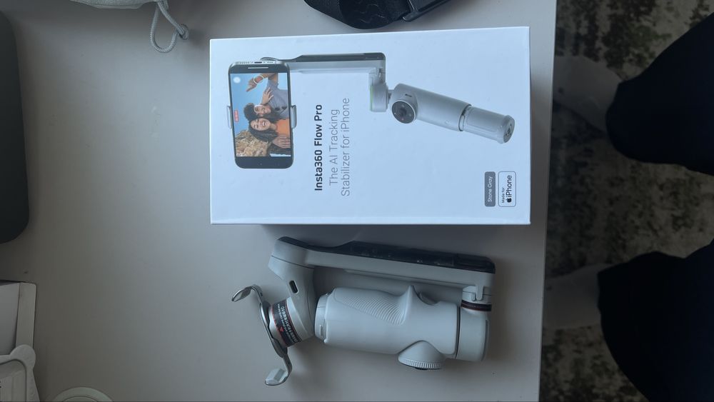Insta 360 flow pro