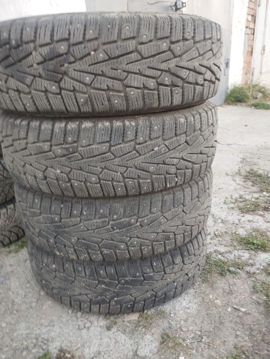 Продам зимние резины на 14