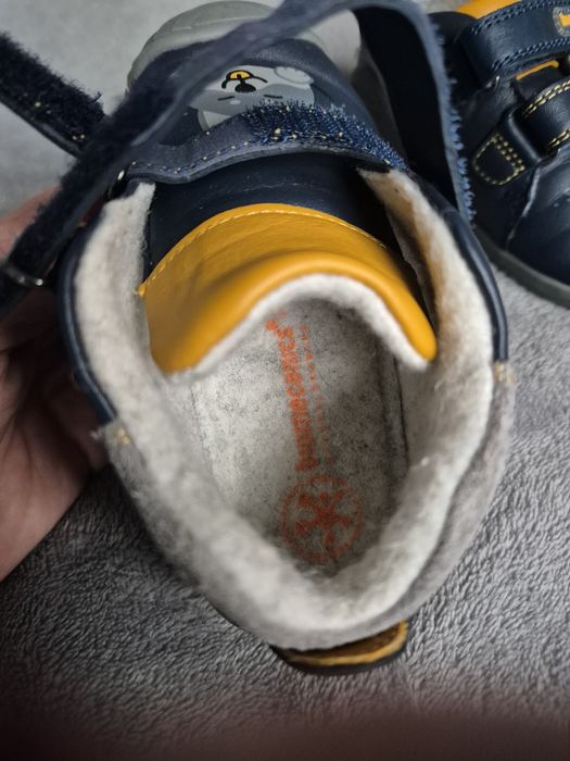 Vand Biomecanics marimea 23, don piele cu lana in  interior