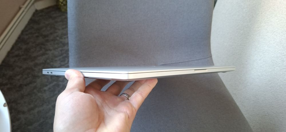 MacBook Pro 16", 2019 2.3  GHz 8-Core Intel Core i9, 32GB RAM 1TB SSD