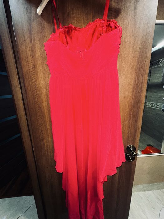 Rochie roz scurta cu trana