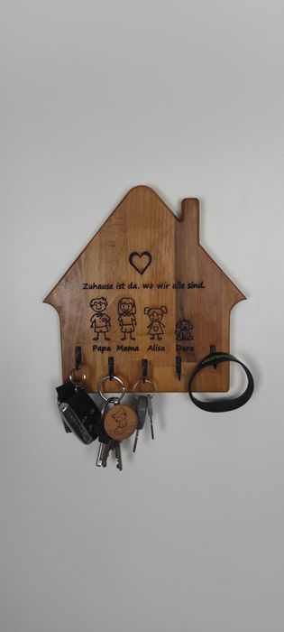 Закачалка за ключове от дърво
