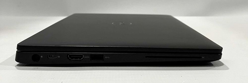 Лаптоп Dell Latitude 5300, Intel Core i7 8665U, 8GB ram