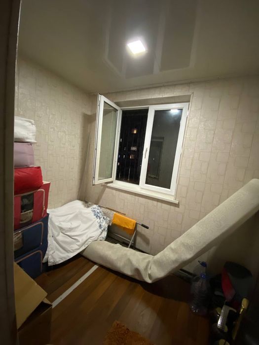 92м2, Срочно , Продам квартиру в Юнусабаде квартал 14 , 4комнатная