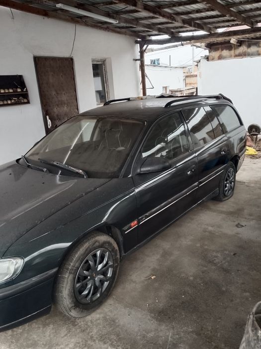 Продам опель омега универсал