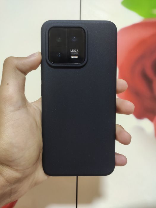 Продам Xiaomi 13