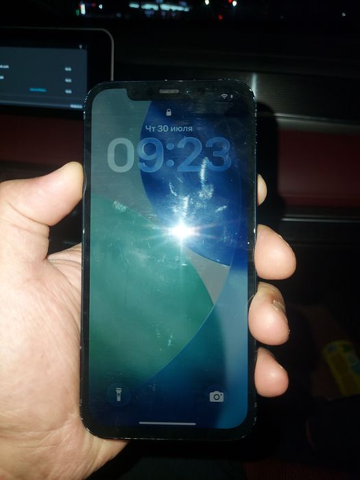 Iphone 12 сатылад  фэйс истемейді