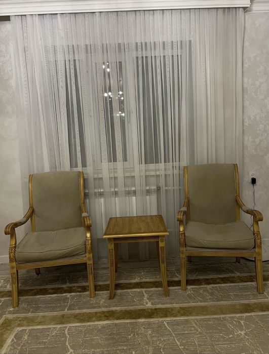 Продам гостиную.