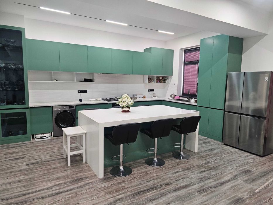 Продается квартира на Горгазе  193 кв