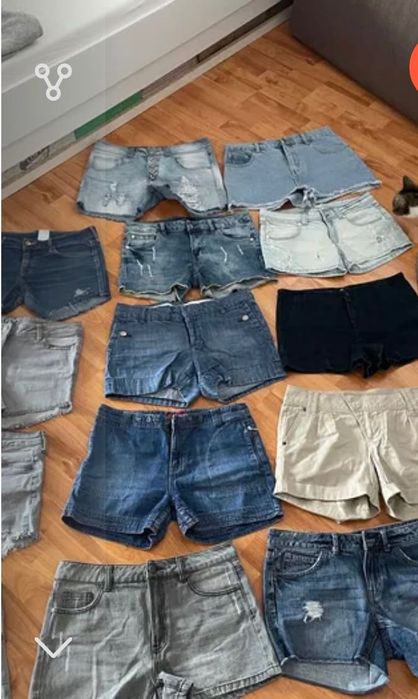 Vand 20 perechi blugi scurti 36-38