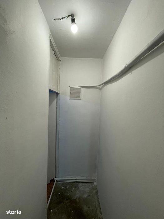Apartament de doua camere de vanzare