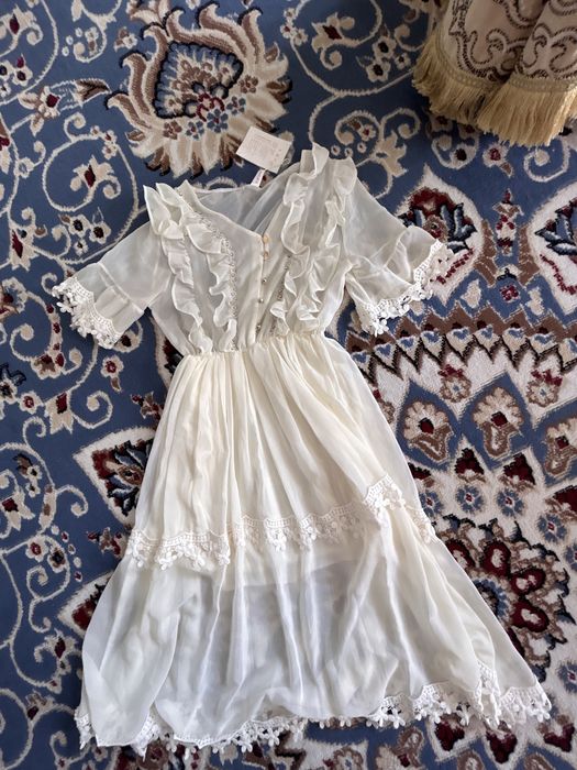 3 платья за 2000,в хорошем состоянии