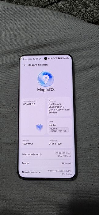 Vând Honor 90 Black