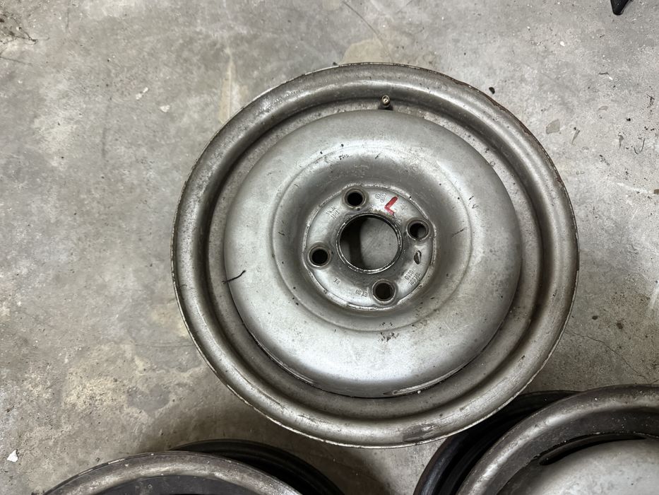 Оригинални Джанти 13 цола 4х100 за -VW/AUDI/SEAT/VAG- 5,5Jx13H2, ET38