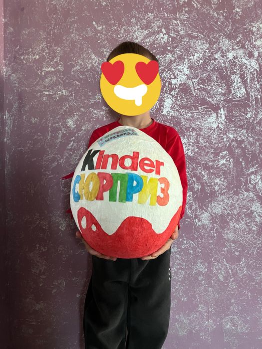 Подарочное яйцо Киндер