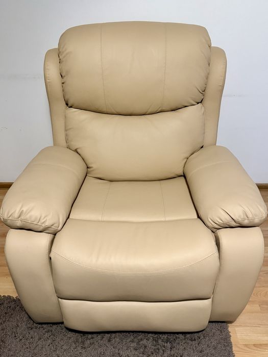 Fotoliu extensibil cu masaj si incalzire