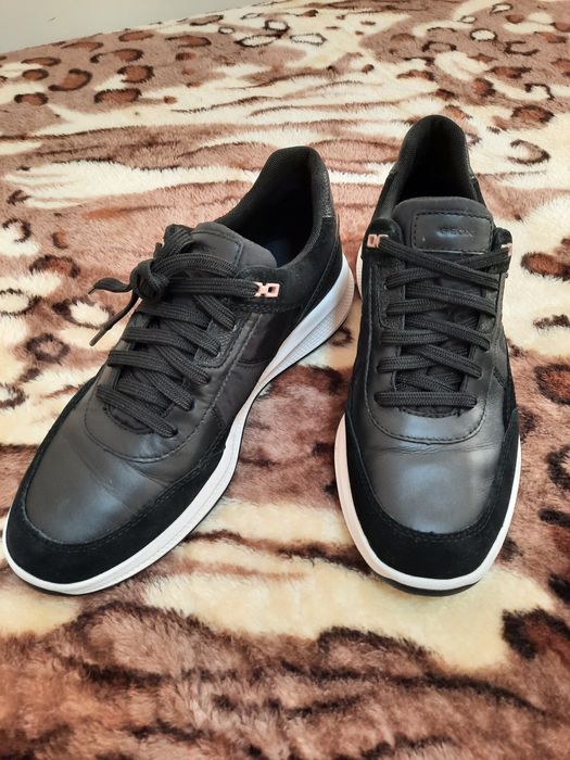 Vând Adidași Geox Unisex Noi