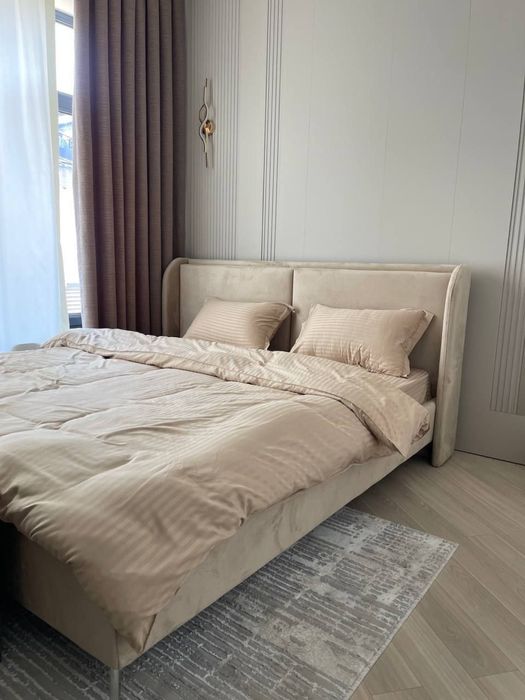 Двухспальная кровать на ортопедических ламелях