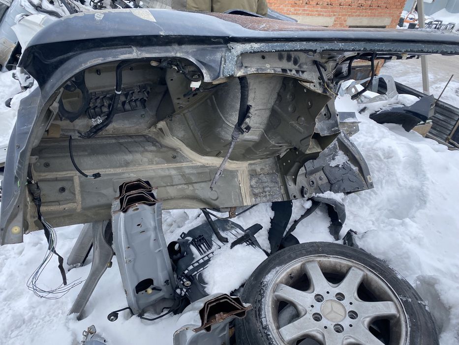 Заднее крыло Камри 50-55