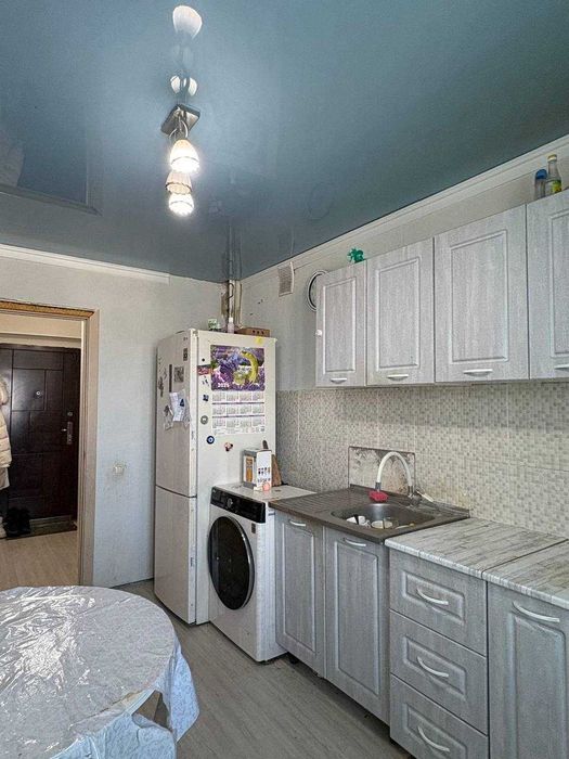 Продается 2 комн в 11 микрорайоне по ГОРЯЧЕЙ ЦЕНЕ