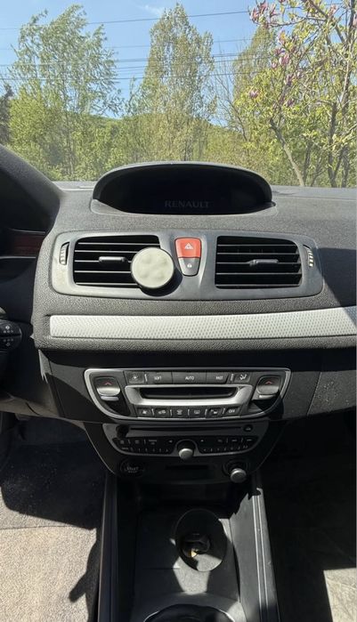 Renault megane 3 coupe 2011