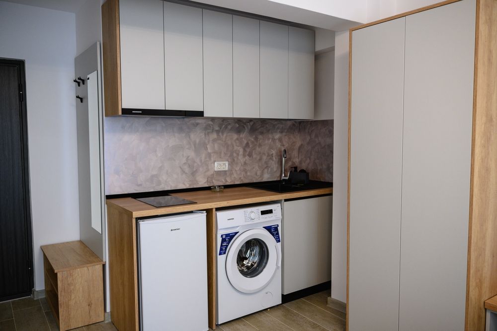 Închiriez garsonieră în regim hotelier zona Mall