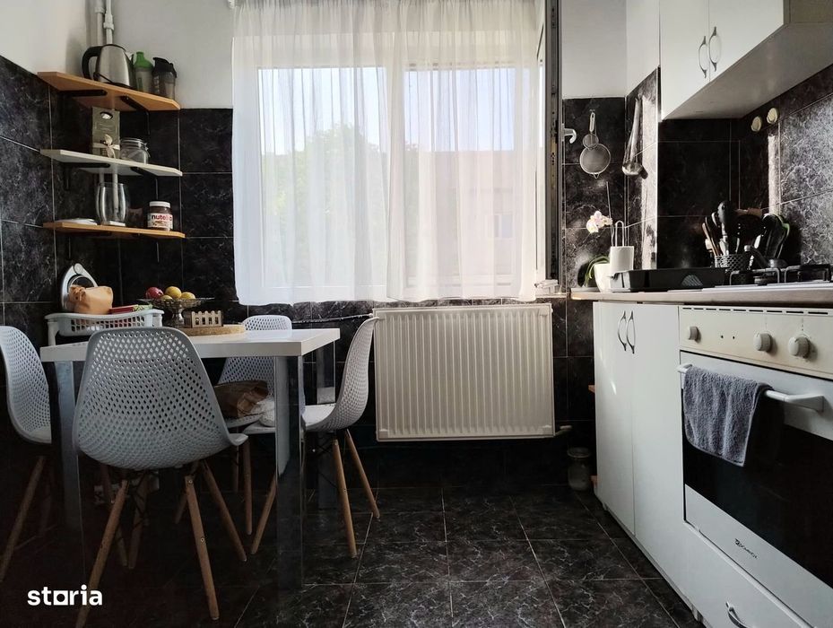 Apartament 3 camere, Q et. 3 din 4 în Nufărul, pe Aleea Onisifor Ghibu