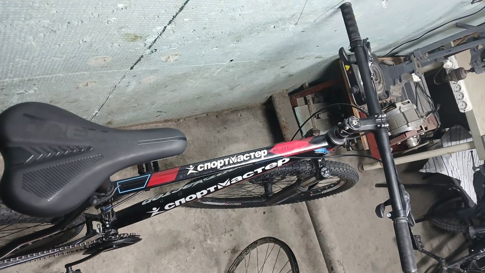 Продам спортивный велосипед 29 размера