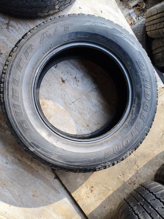 285 60 R18 Bridgestone 4шт. Шины