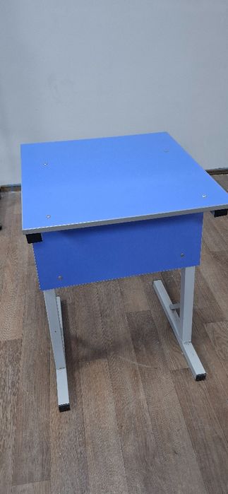 Stol va Stul Ofis va Uquv Markaz uchun