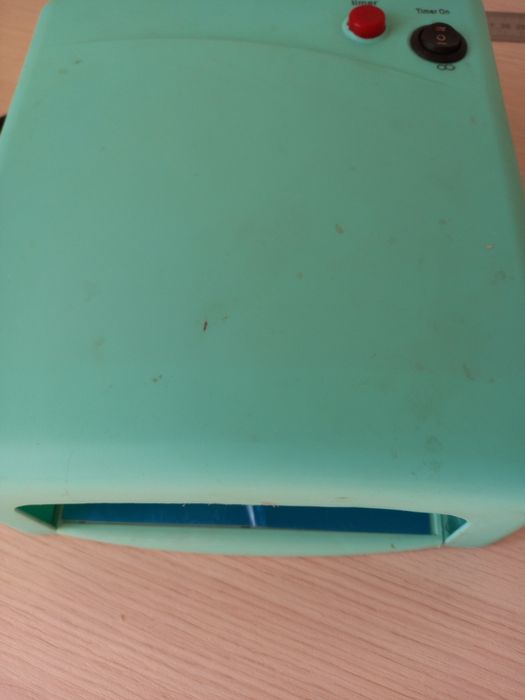 Продам лампу для ногтей