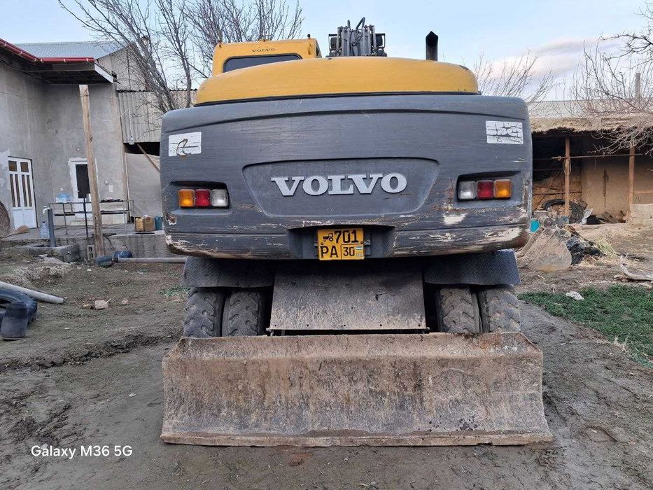 Продаётся эксковатор Volvo 130