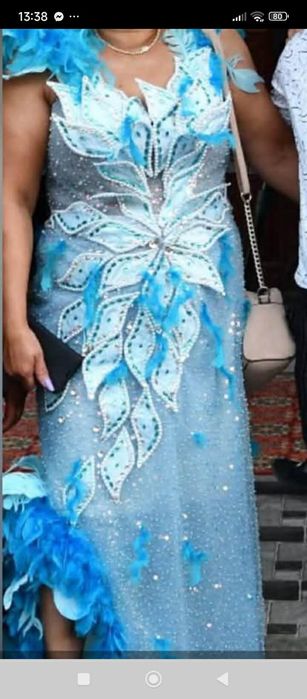 Vând rochie  preț negociabil