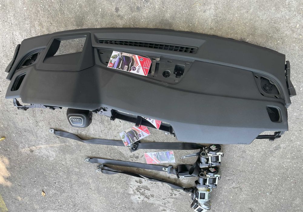 Audi Q5 80a - plansa de bord HUD - airbag volan pasager - set centuri