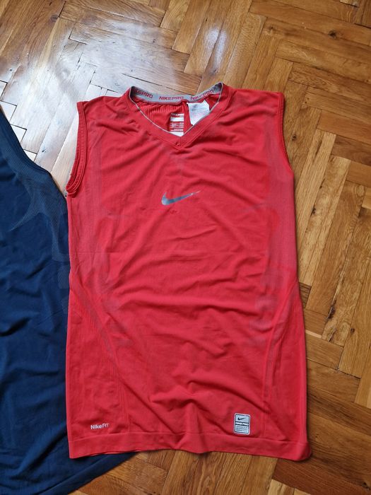 Страхотни мъжки спортни потници NIKE размер L